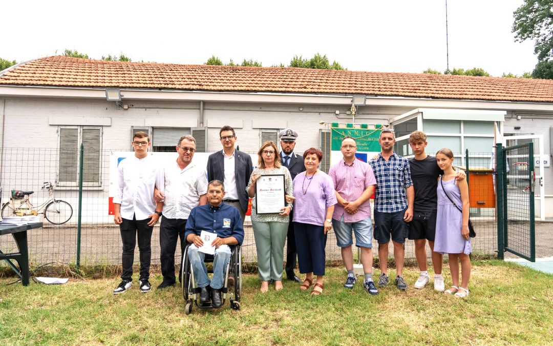 Premio Pelli 2023 assegnato al Commissario Marchinetti alla presenza del sindaco