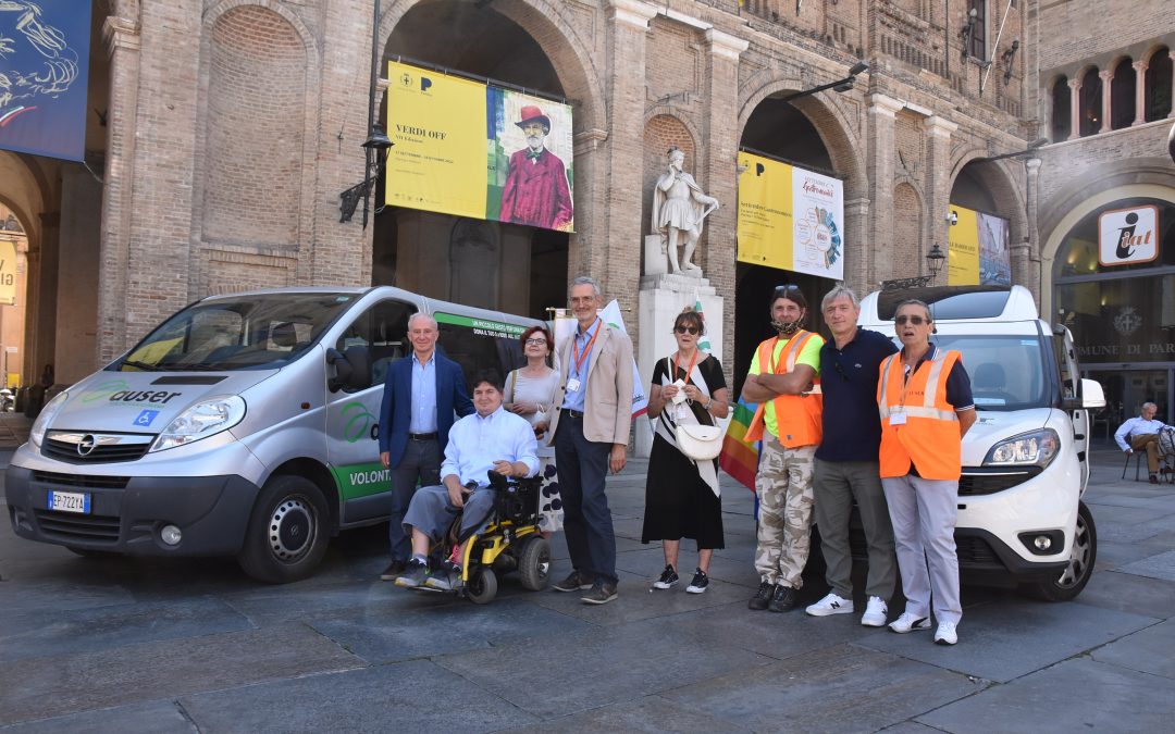 “Stasera…esco”: trasporto serale di Auser per le persone con disabilità in carrozzina