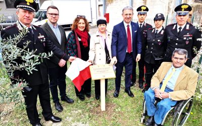 Piantiamo la Salute: un ulivo nel Giardino di Luana per sensibilizzare sulla fibromialgia